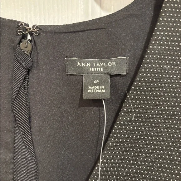Ann Taylor Gray Dress V-Neck Cap Sleeve - Picture 3 of 4
